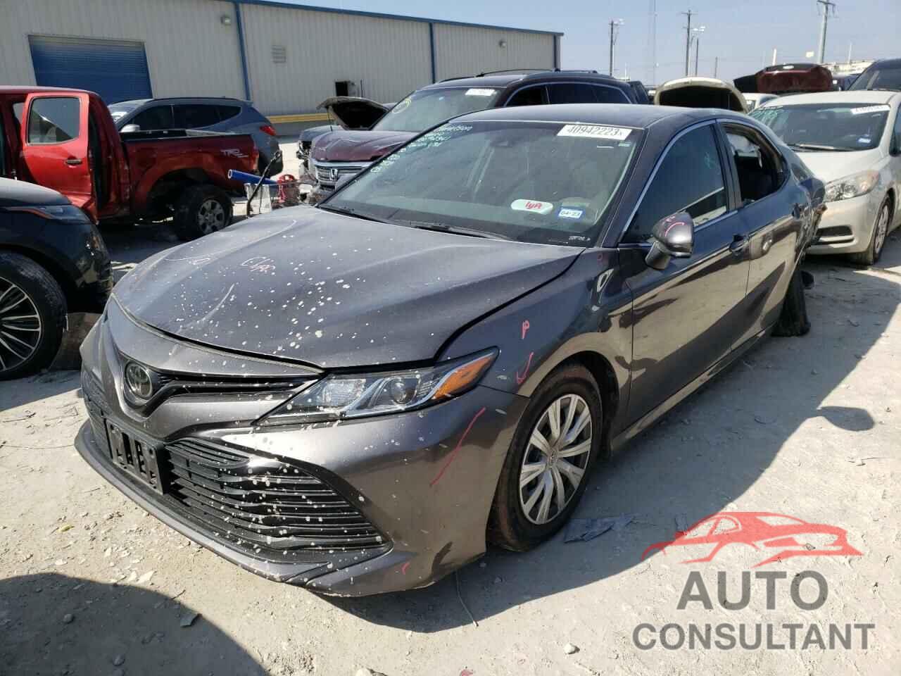 TOYOTA CAMRY 2018 - 4T1B11HK4JU615223