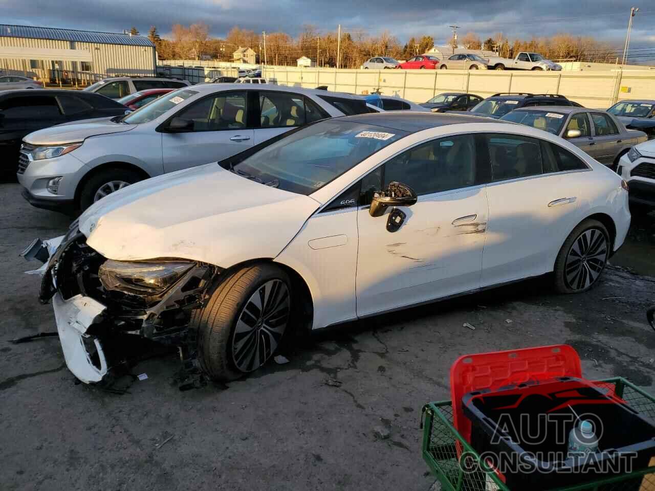 MERCEDES-BENZ EQE SEDAN 2023 - W1KEG1CB5PF013814