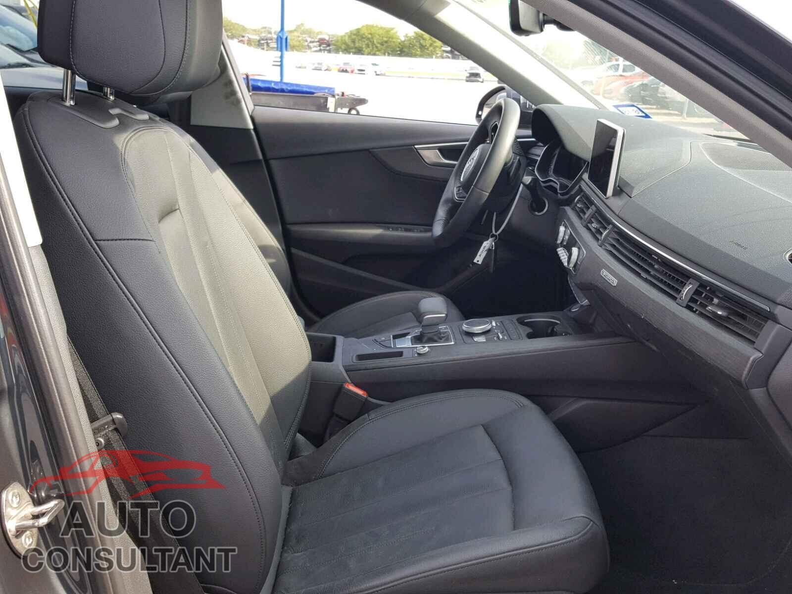 AUDI A4 2017 - WAUDNAF48HN051955