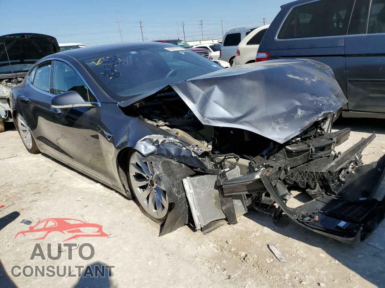 TESLA MODEL S 2019 - 5YJSA1E22KF312220