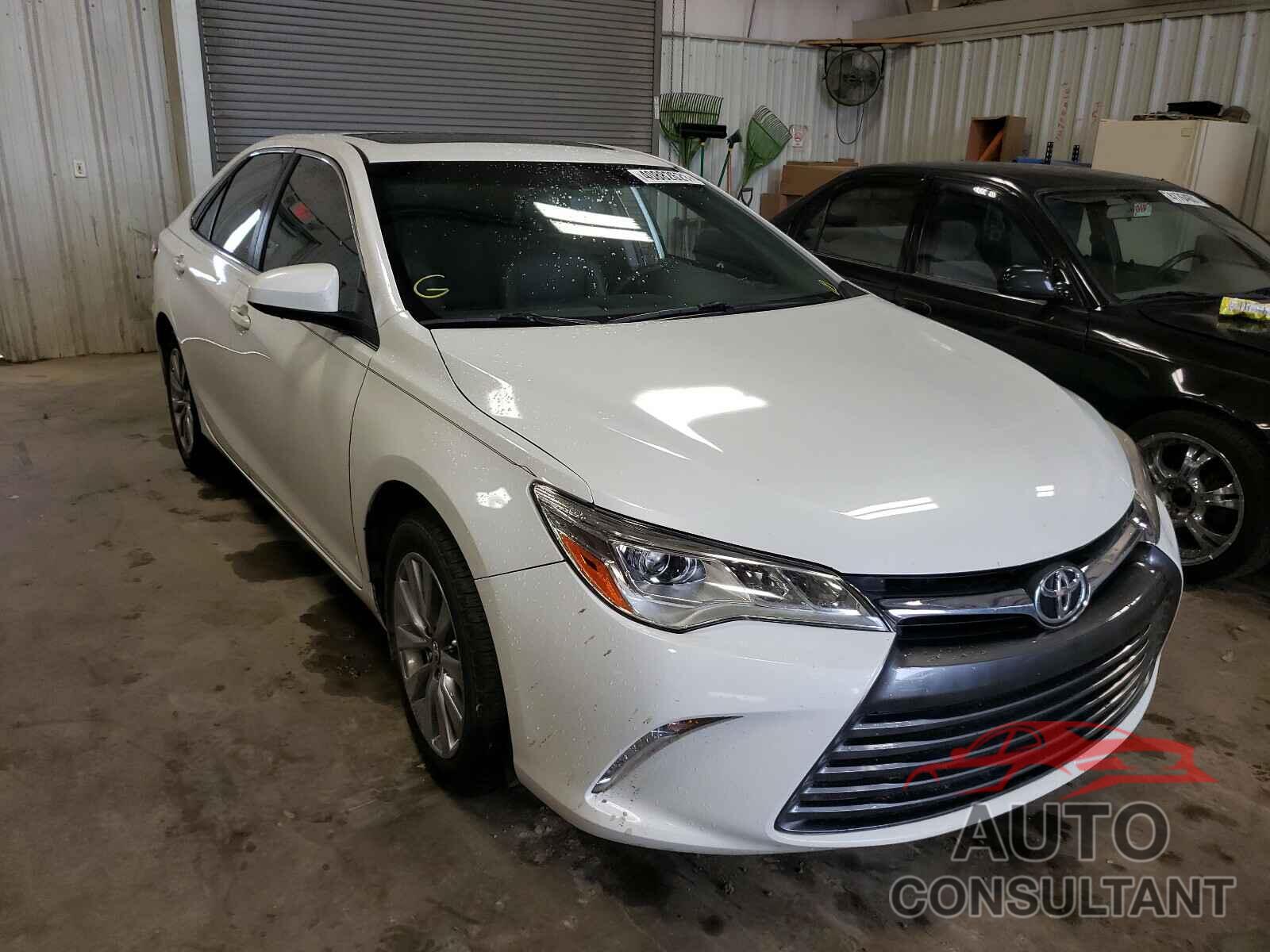 TOYOTA CAMRY 2016 - 4T1BK1FKXGU576646
