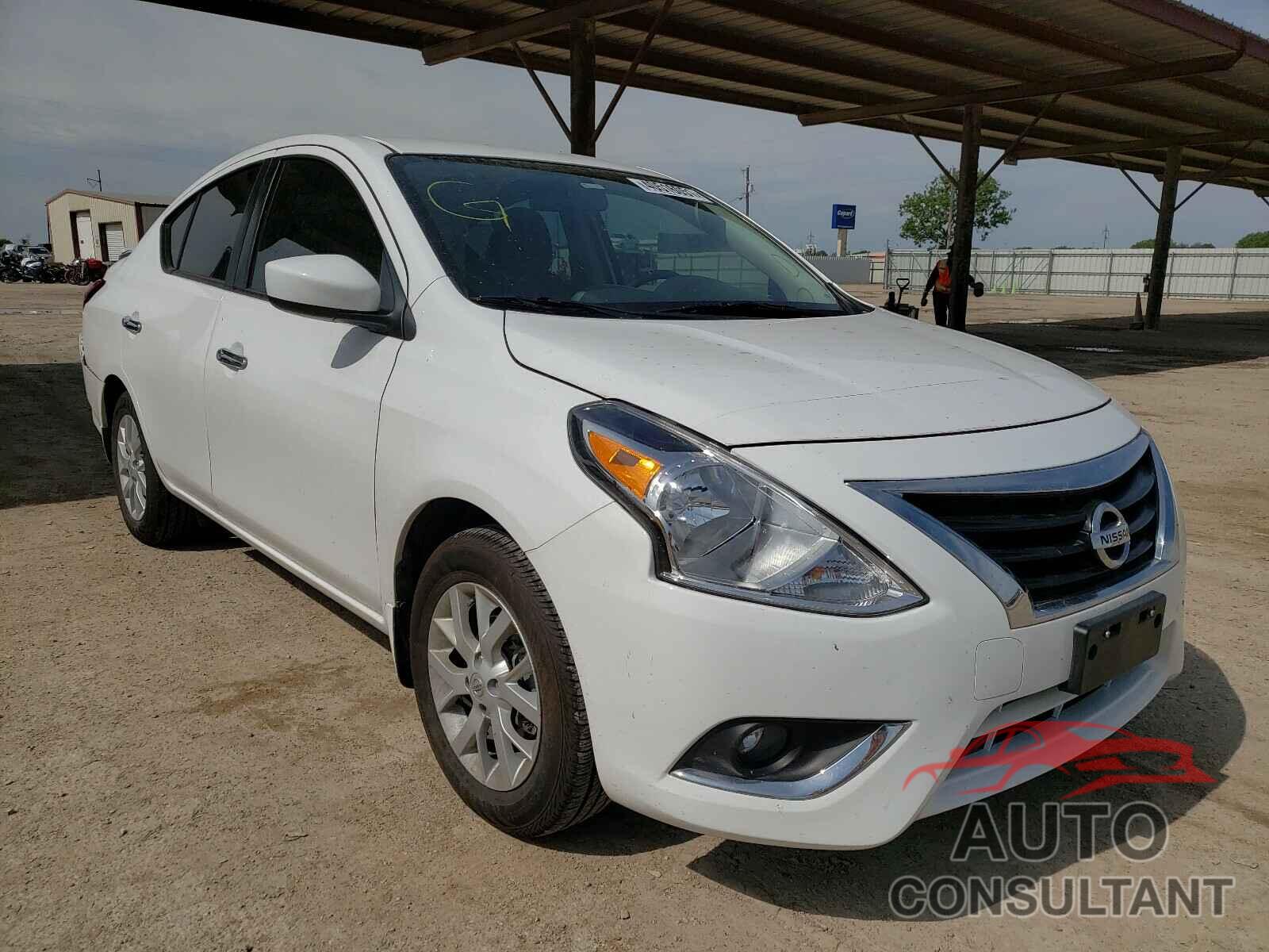NISSAN VERSA 2019 - 3N1CN7AP8KL812643