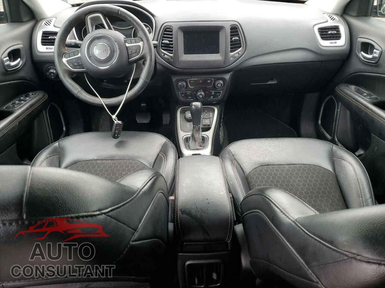 JEEP COMPASS 2018 - 3C4NJDBB6JT435957