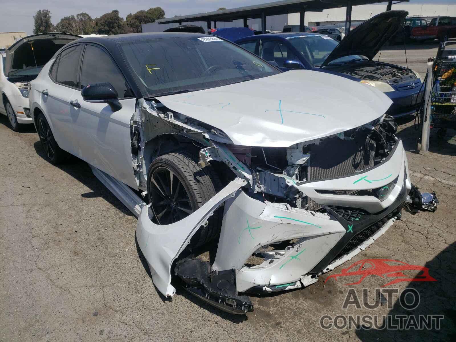 TOYOTA CAMRY 2019 - 4T1B61HK1KU230706