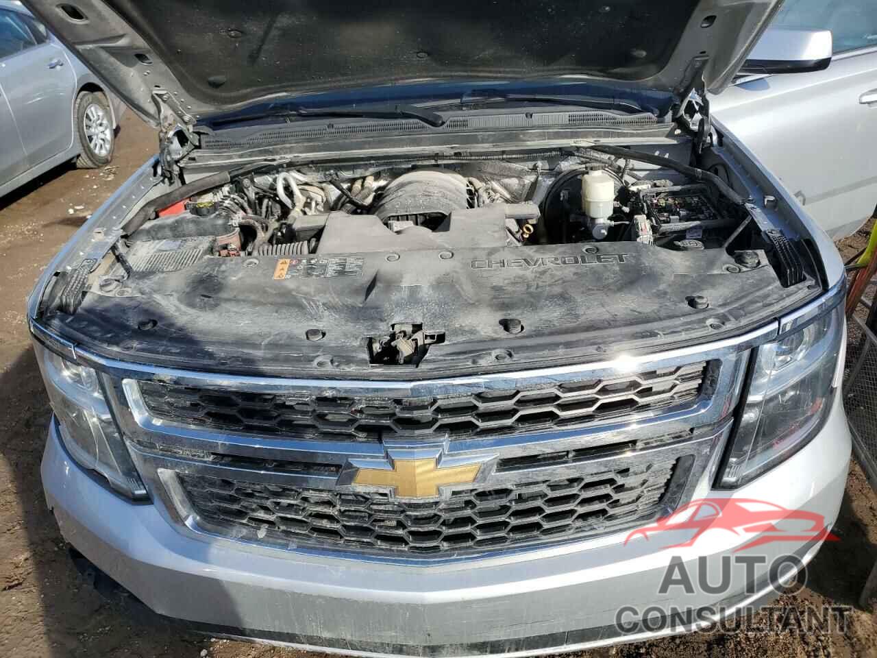 CHEVROLET SUBURBAN 2017 - 1GNSKHKC3HR210986