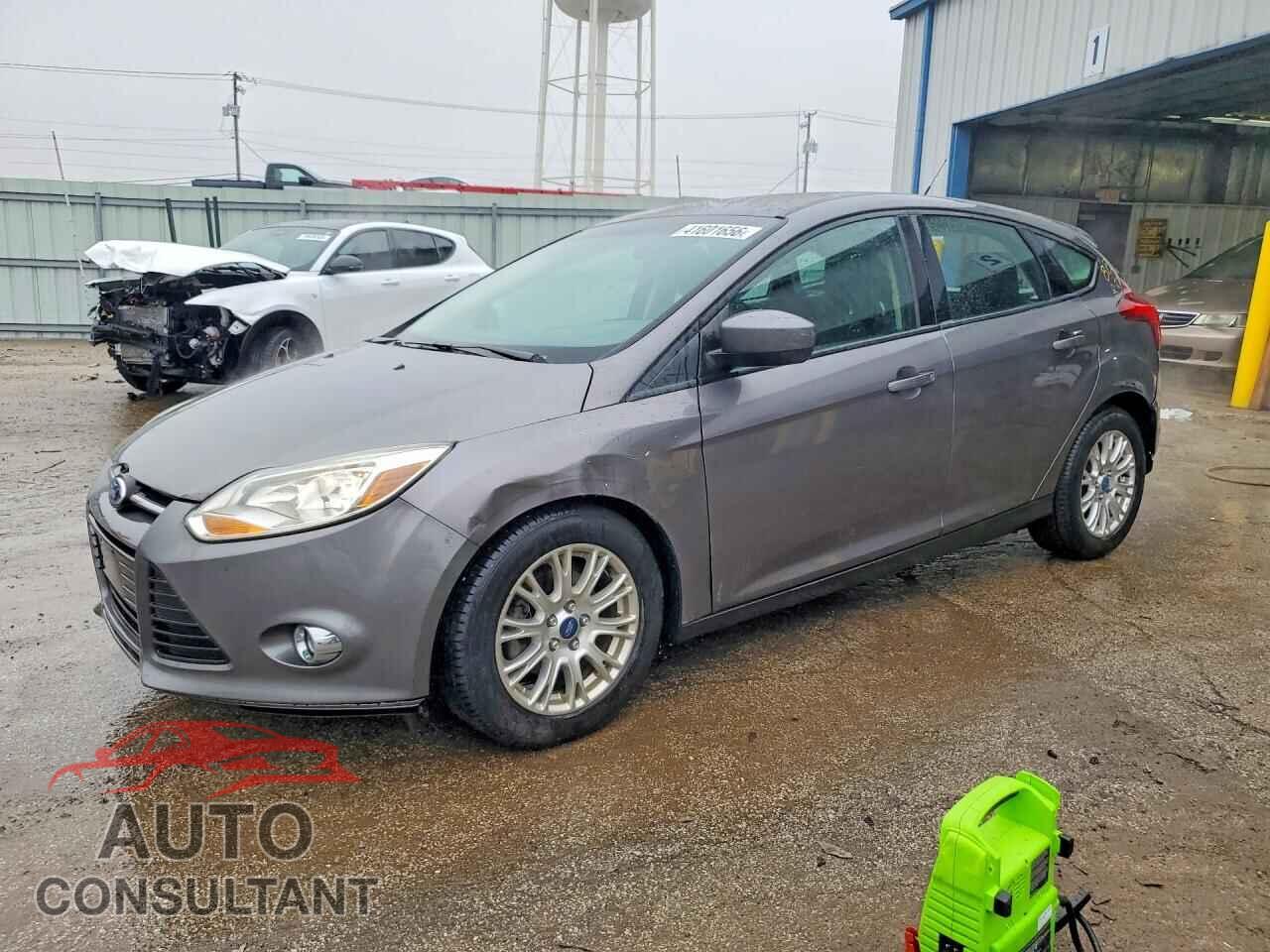 FORD FOCUS 2012 - 1FAHP3K22CL147282