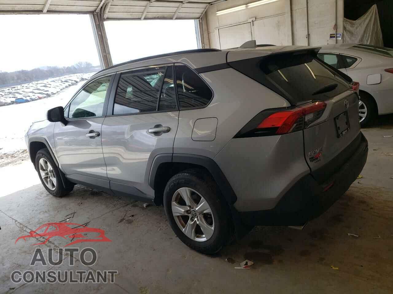 TOYOTA RAV4 2020 - JTMP1RFV8LD048409