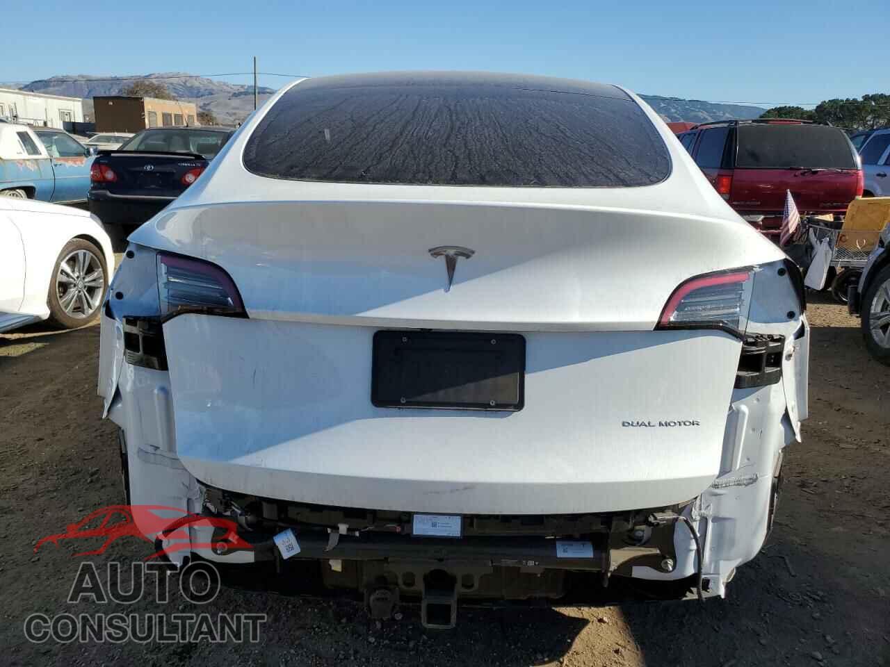 TESLA MODEL Y 2023 - 7SAYGDEE2PF627579