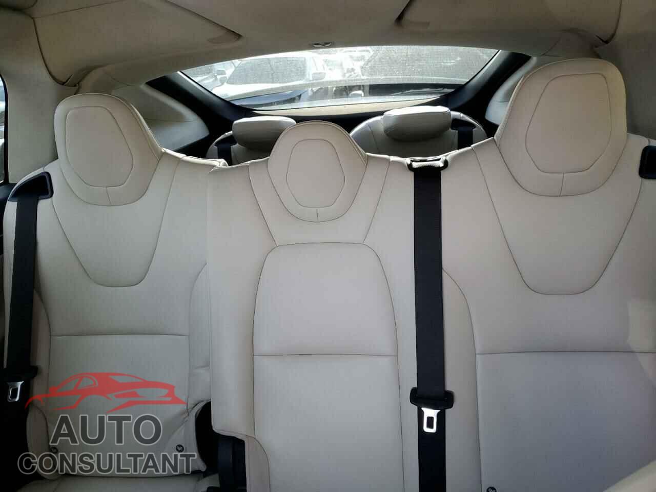 TESLA MODEL X 2017 - 5YJXCAE20HF068009