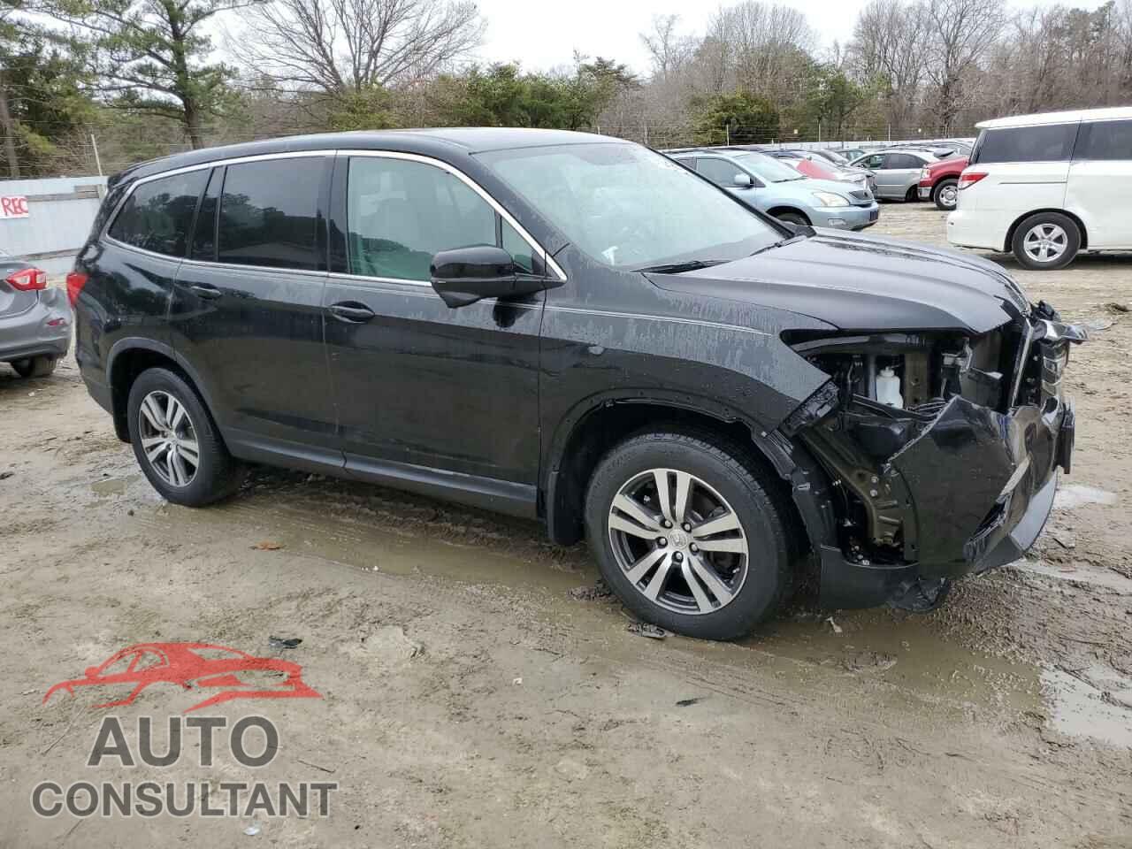 HONDA PILOT 2017 - 5FNYF6H3XHB050551