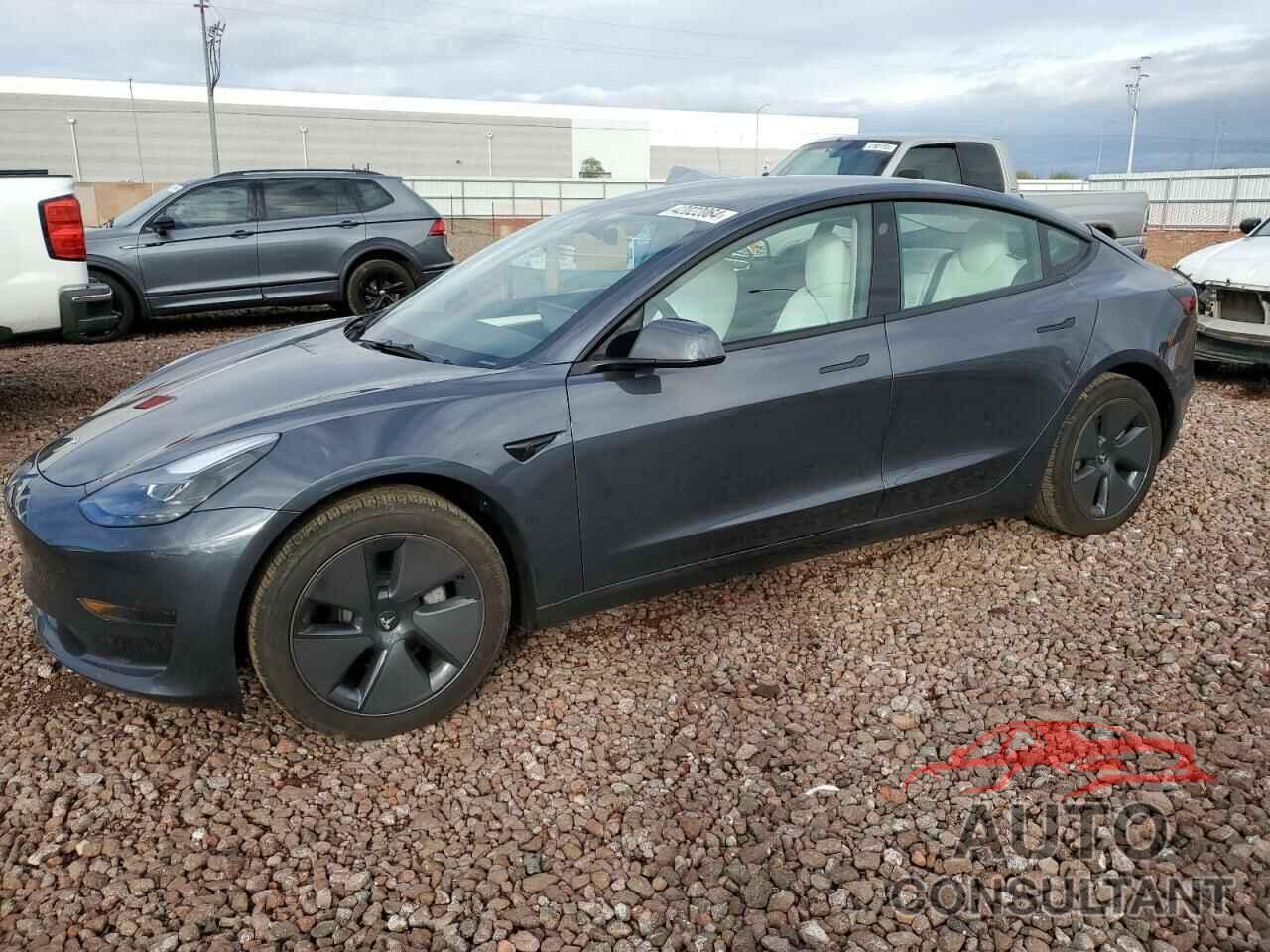 TESLA MODEL 3 2023 - 5YJ3E1EAXPF624888