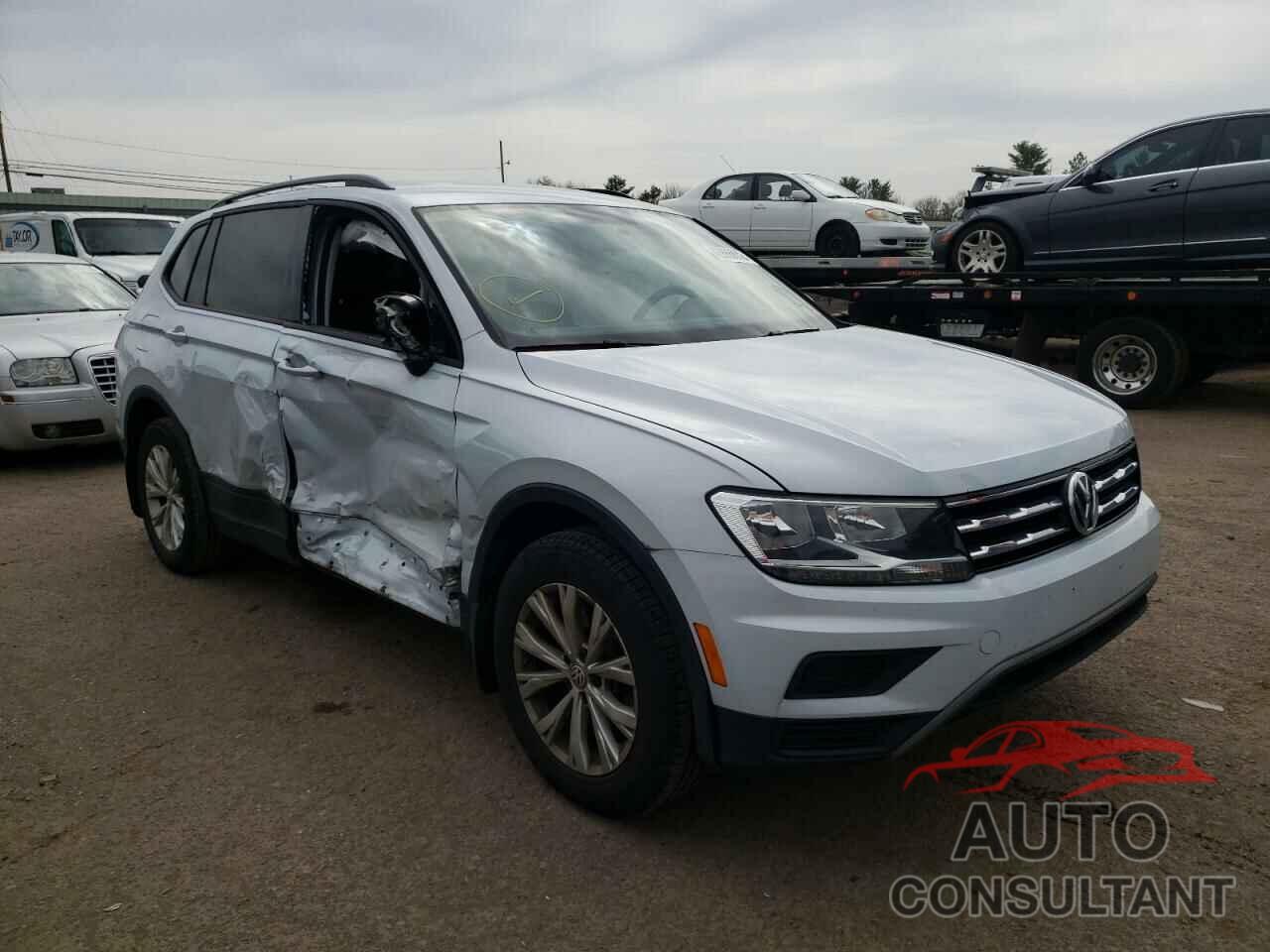 VOLKSWAGEN TIGUAN 2018 - 3VV0B7AX0JM115910