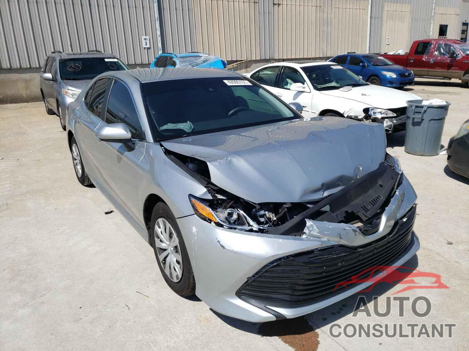 TOYOTA CAMRY 2018 - 4T1B11HKXJU539765