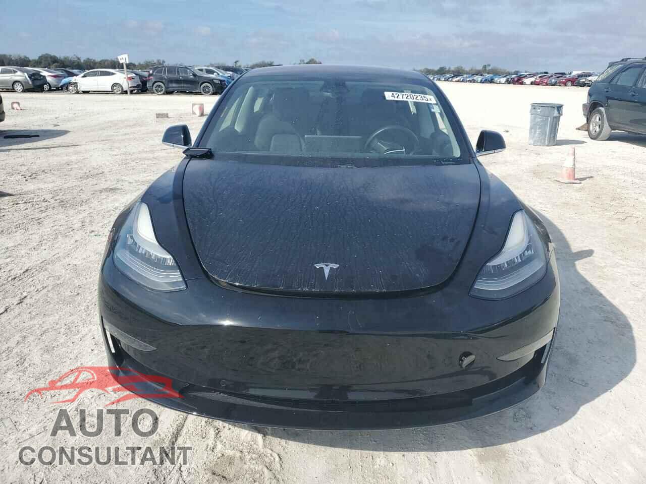 TESLA MODEL 3 2018 - 5YJ3E1EB7JF113400