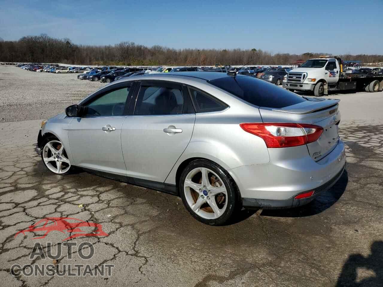 FORD FOCUS 2013 - 1FADP3J26DL207548