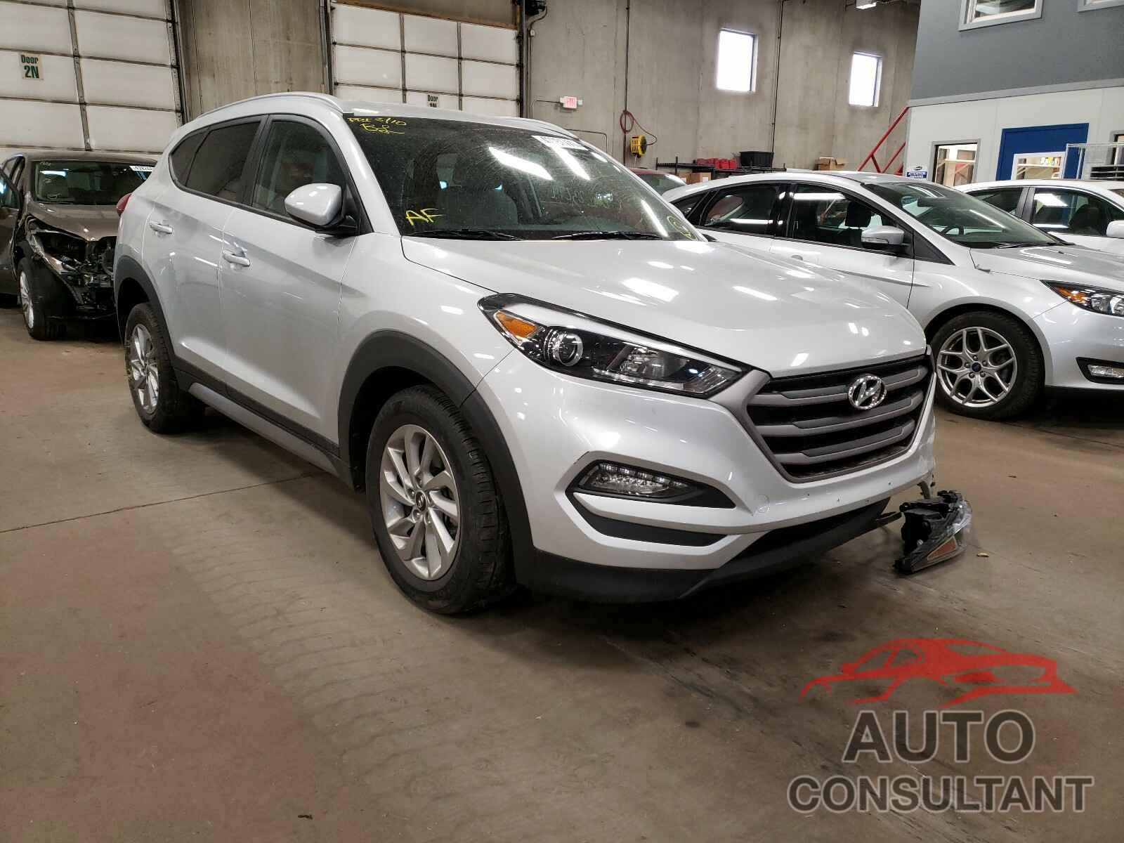 HYUNDAI TUCSON 2017 - KM8J3CA45HU312037