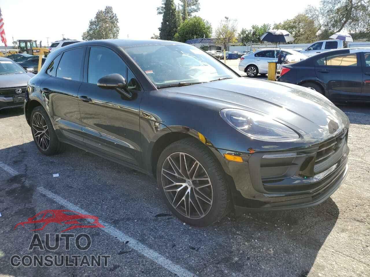 PORSCHE MACAN BASE 2023 - WP1AA2A5XPLB15980