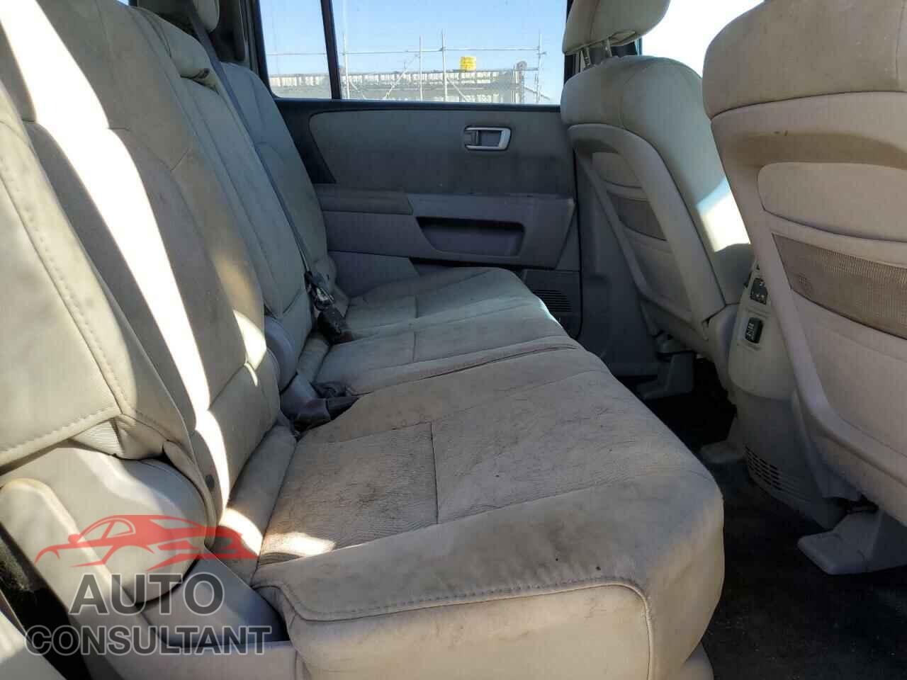 HONDA PILOT 2011 - 5FNYF3H22BB054848