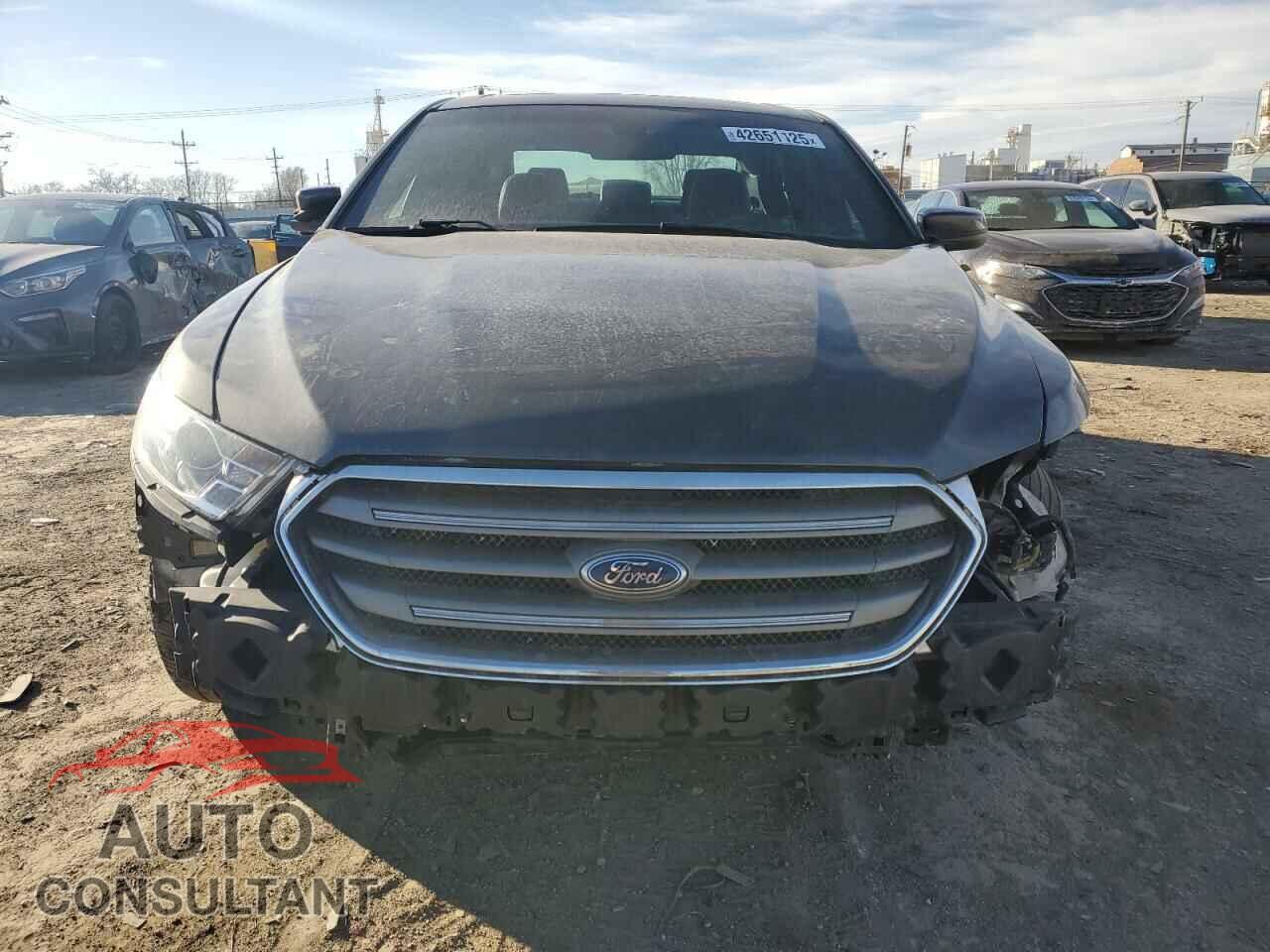 FORD TAURUS 2019 - 1FAHP2E80KG100396
