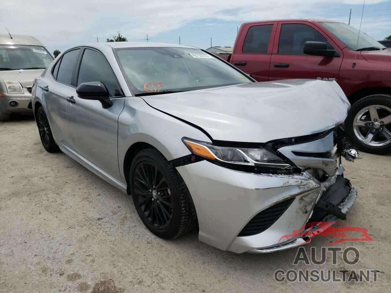 TOYOTA CAMRY 2019 - 4T1B11HK7KU288348