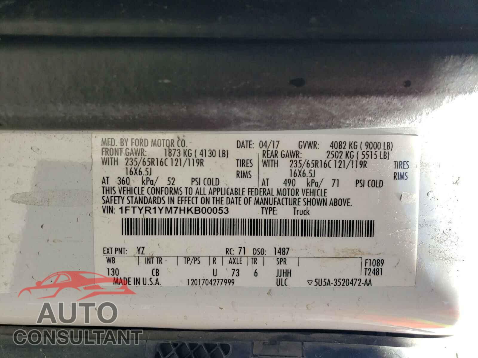 FORD TRANSIT CO 2017 - 1FTYR1YM7HKB00053