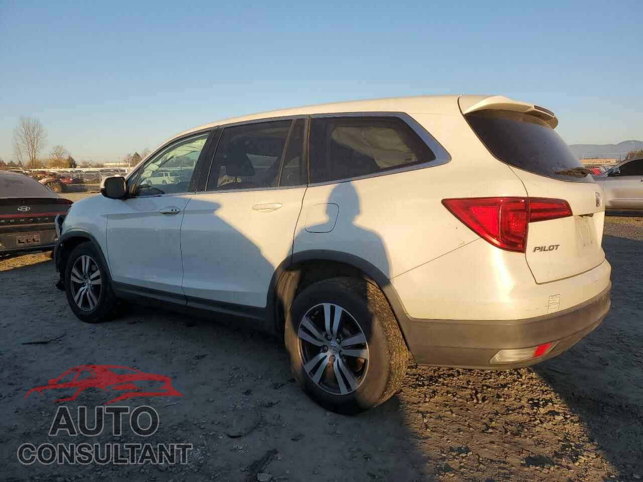 HONDA PILOT 2017 - 5FNYF6H59HB032608