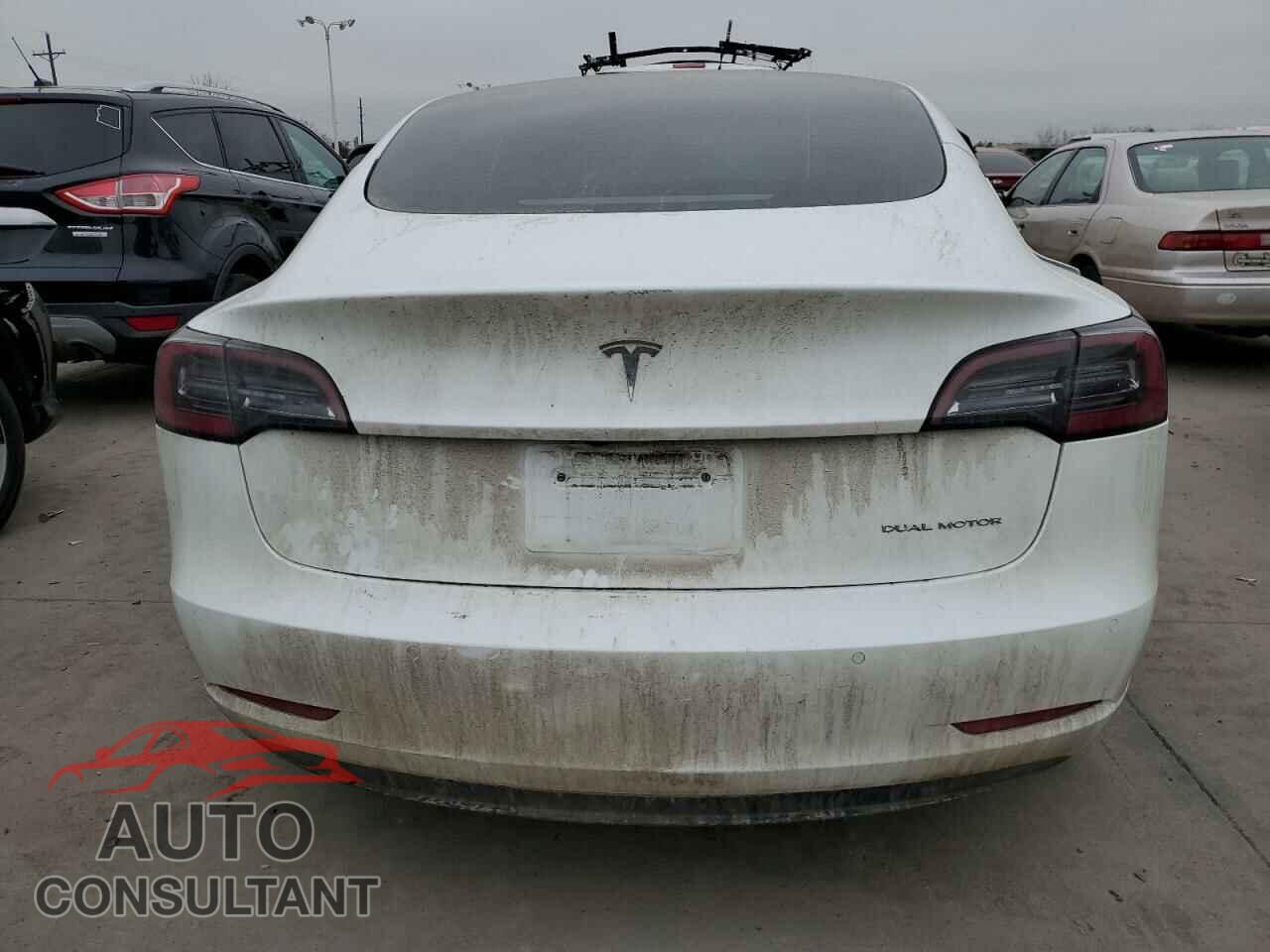 TESLA MODEL 3 2022 - 5YJ3E1EB7NF164367