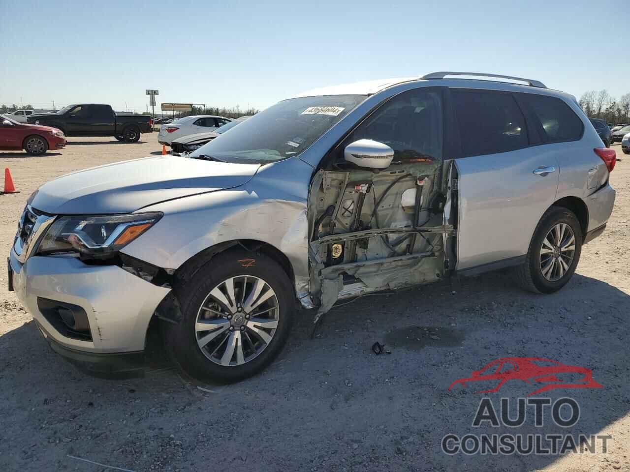 NISSAN PATHFINDER 2019 - 5N1DR2MM1KC613774