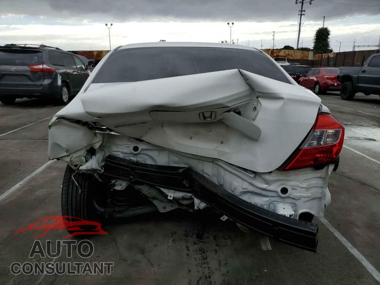 HONDA CIVIC 2012 - JHMFB2F55CS002207