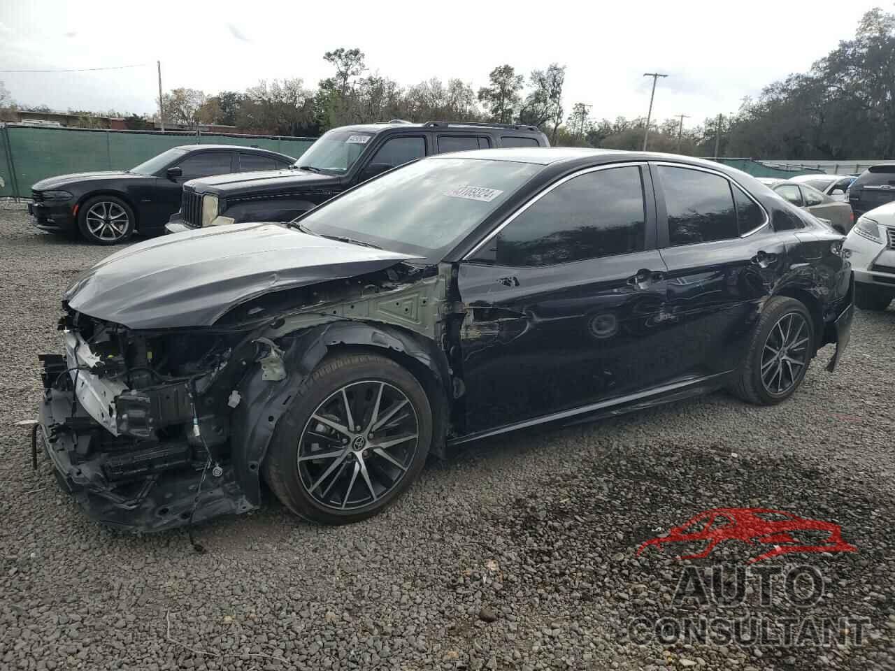 TOYOTA CAMRY 2023 - 4T1G11AK6PU775127