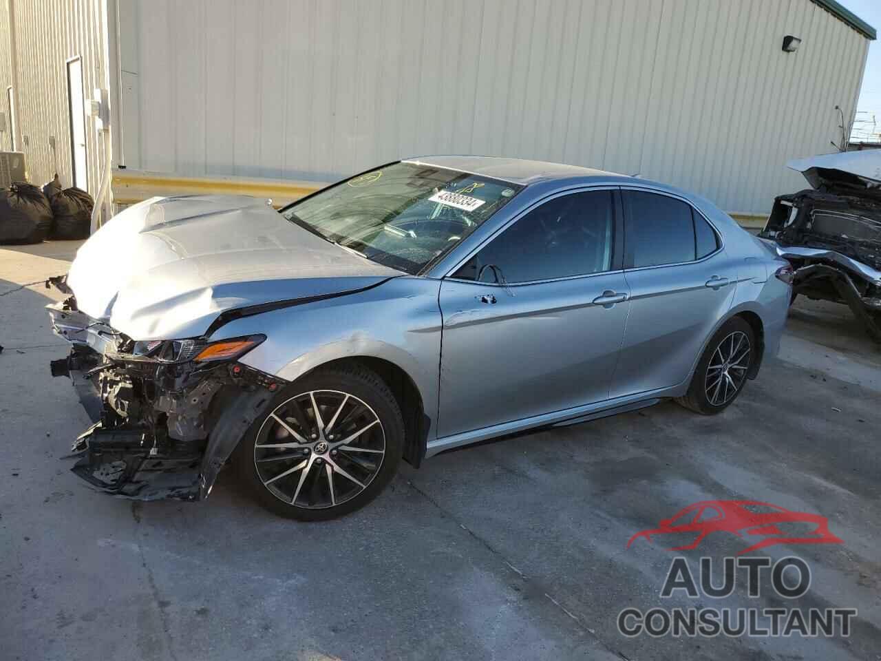 TOYOTA CAMRY 2022 - 4T1T11AK5NU626526