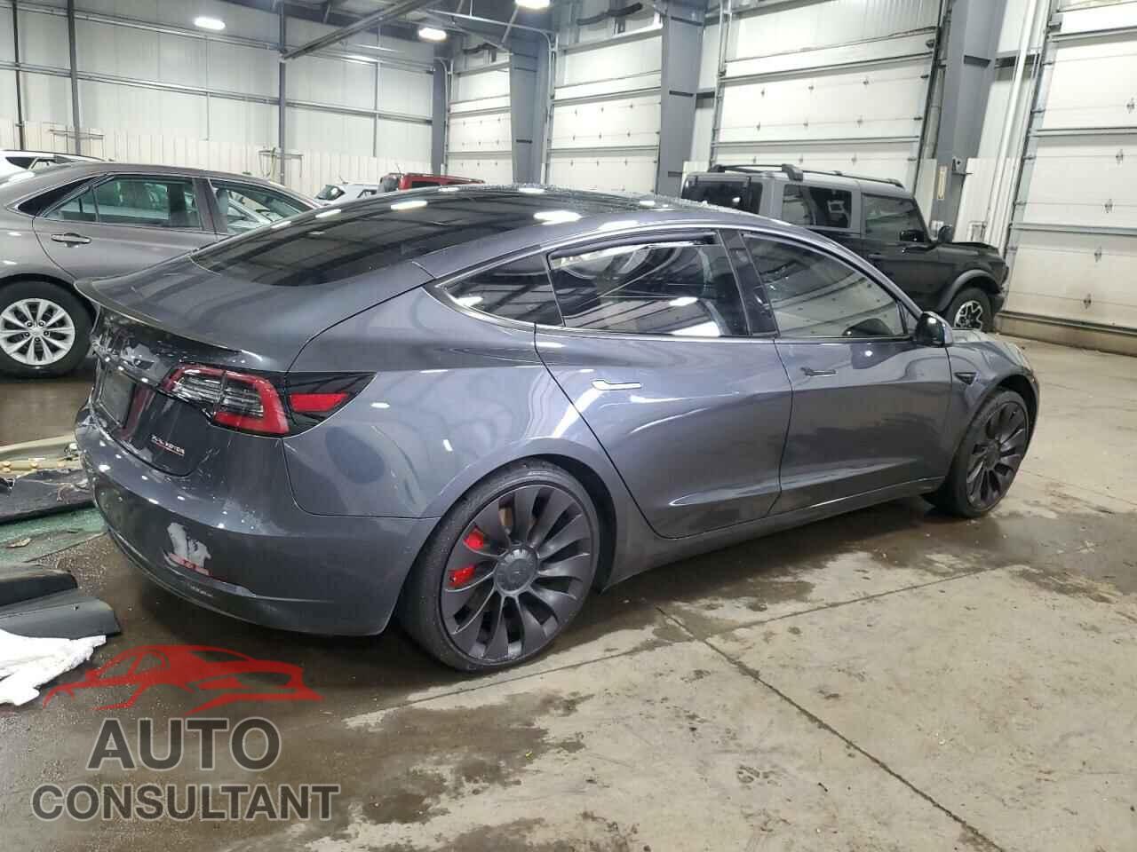 TESLA MODEL 3 2021 - 5YJ3E1EC8MF860680