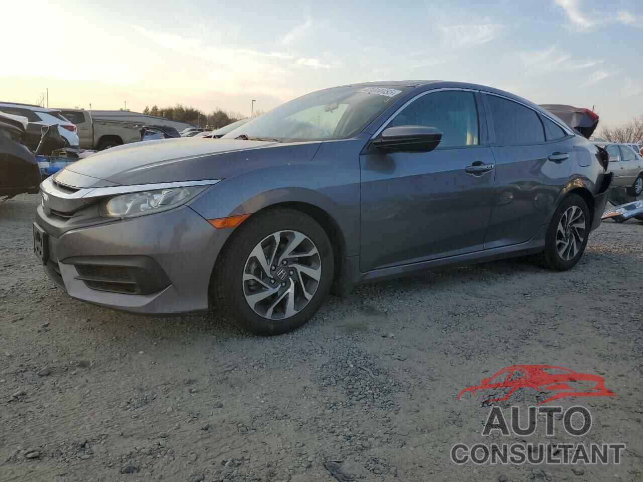 HONDA CIVIC 2018 - 19XFC2F71JE209550