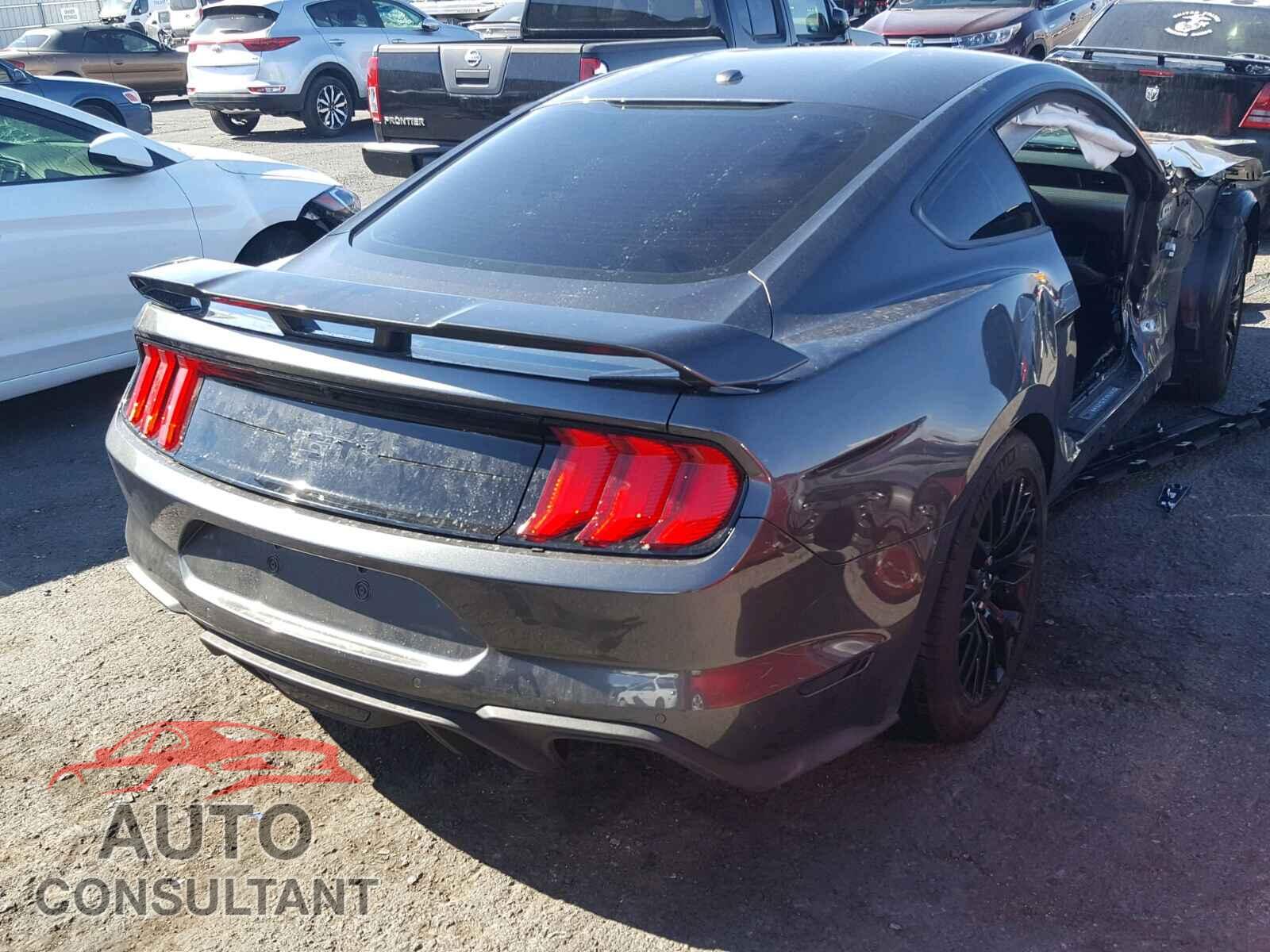 FORD MUSTANG 2018 - 1FA6P8CF9J5105120