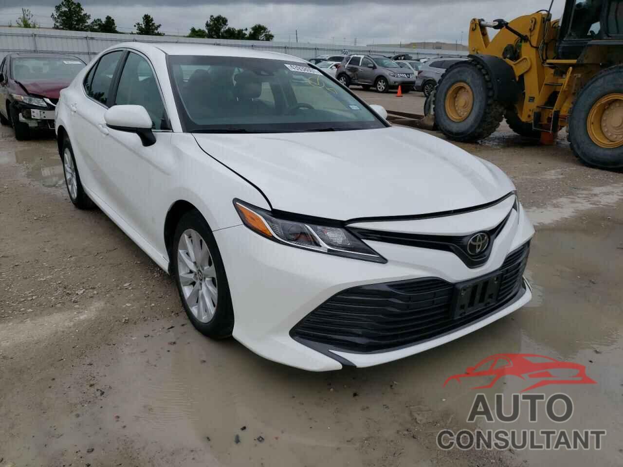 TOYOTA CAMRY 2018 - 4T1B11HKXJU053523
