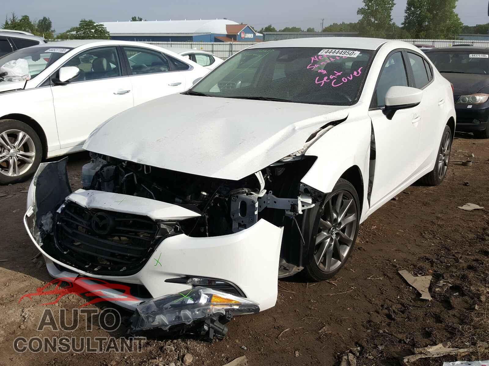 MAZDA 3 2018 - 3MZBN1V32JM203261