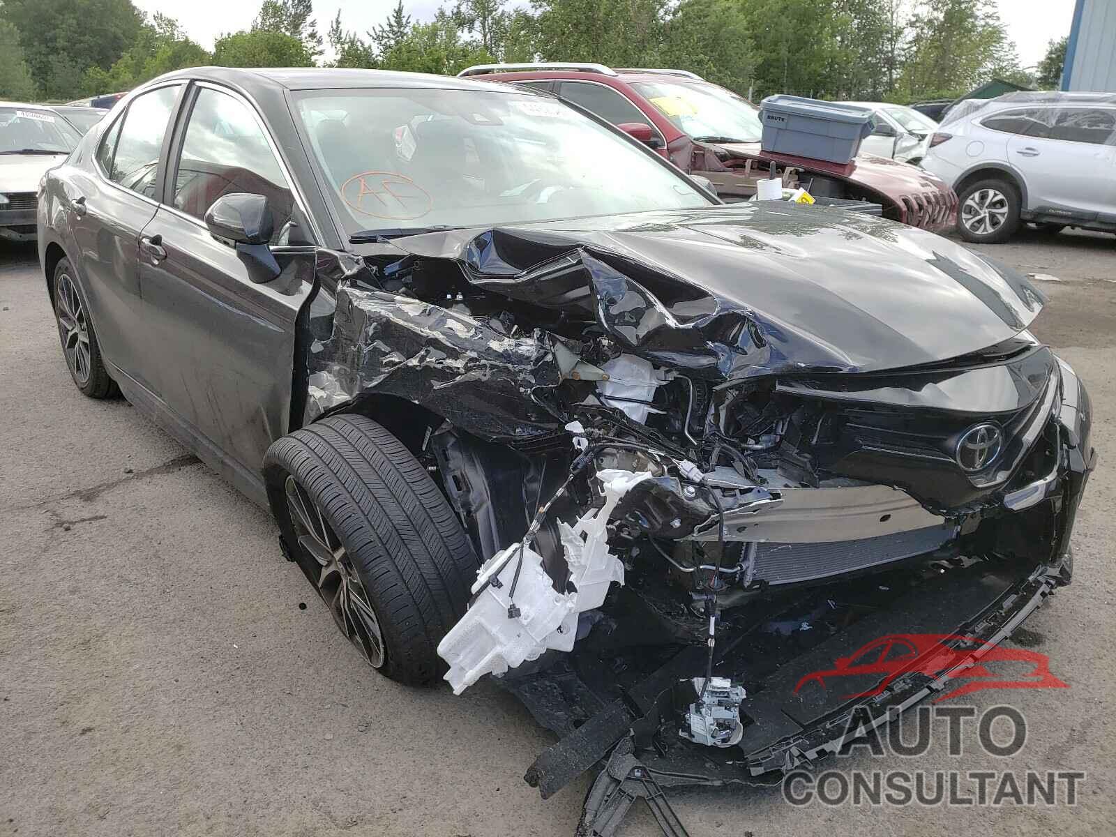 TOYOTA CAMRY 2021 - 4T1G11BK2MU033396