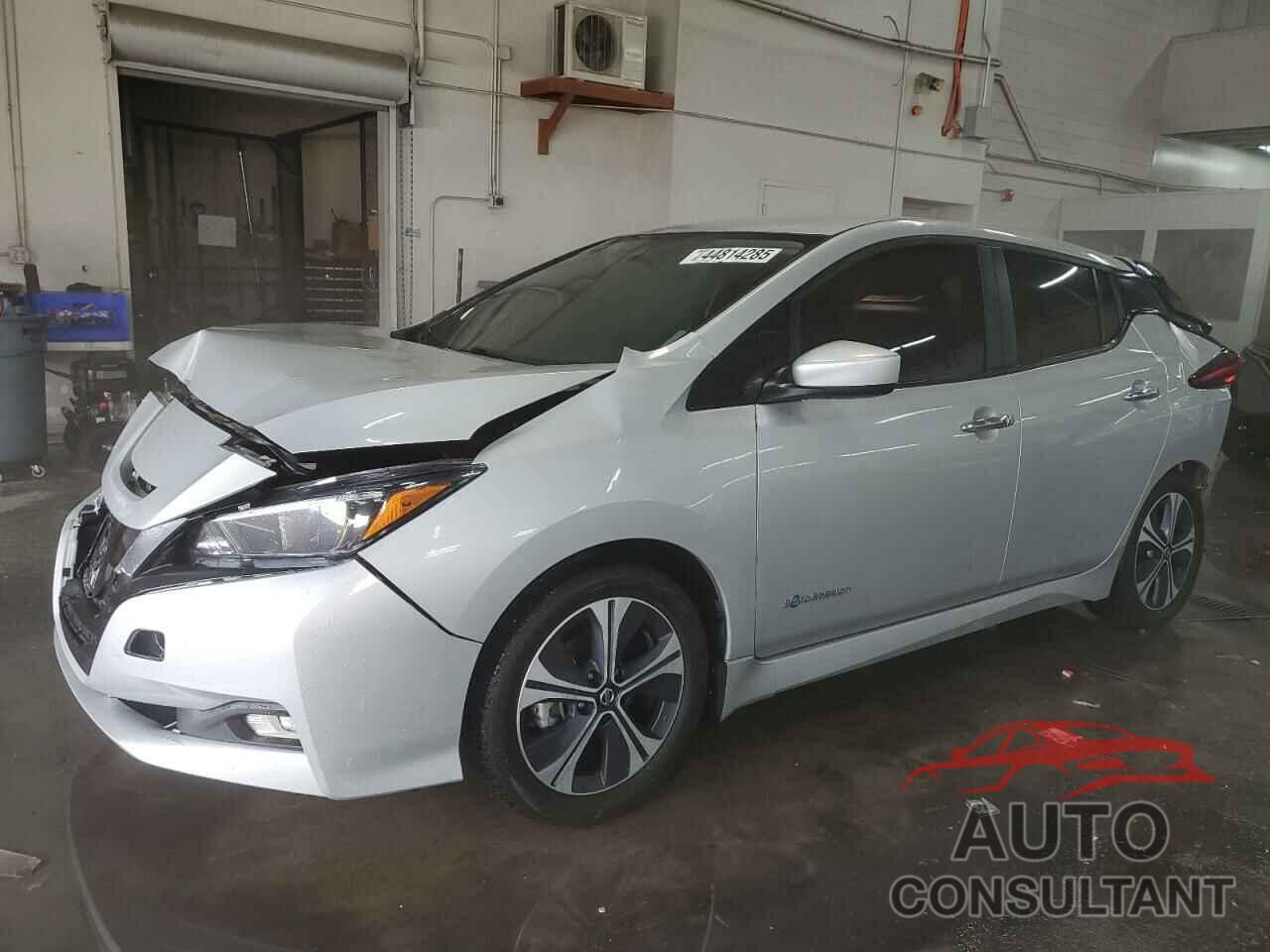 NISSAN LEAF 2018 - 1N4AZ1CPXJC301647