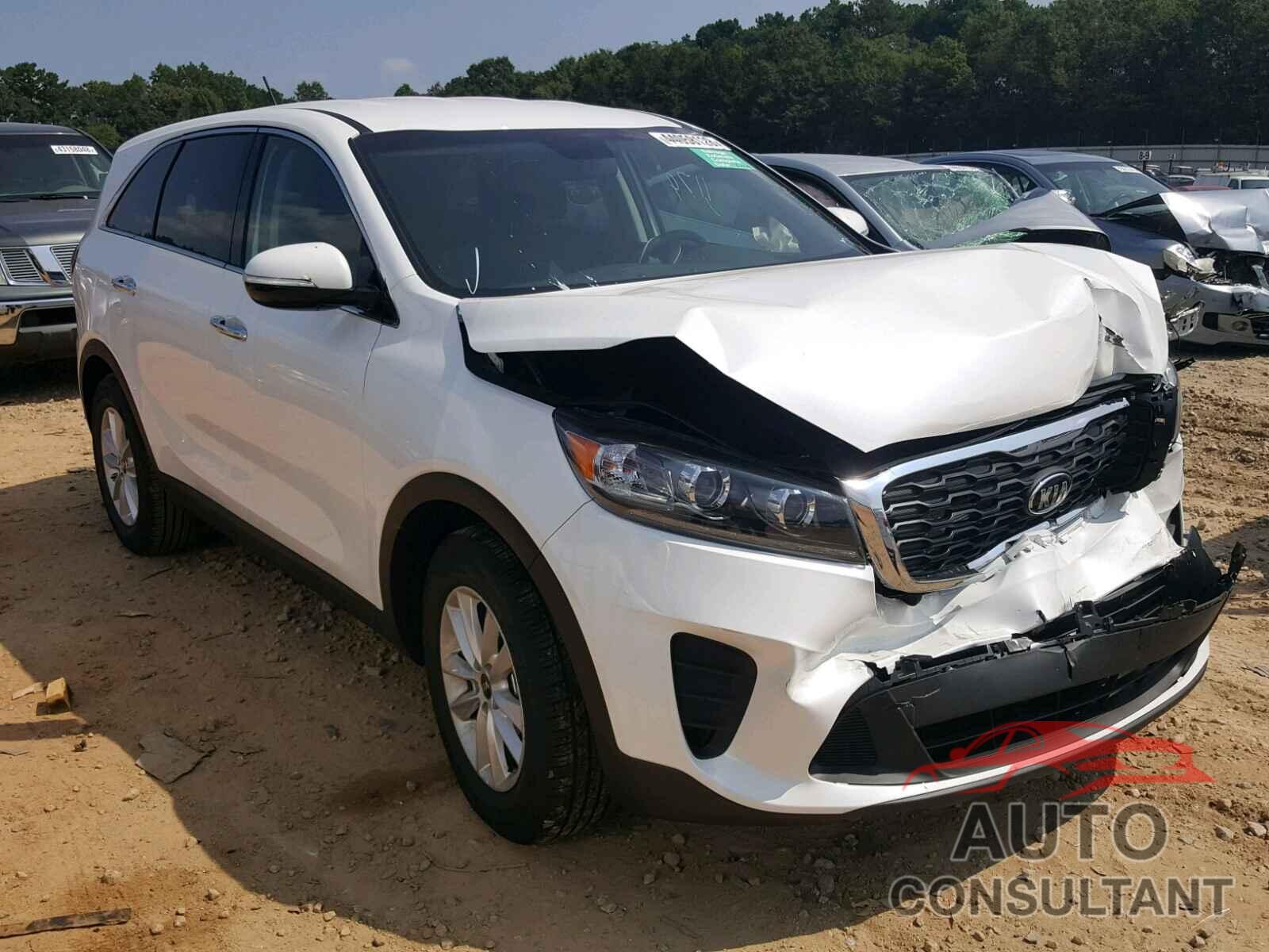 KIA SORENTO LX 2019 - 5XYPG4A55KG488788