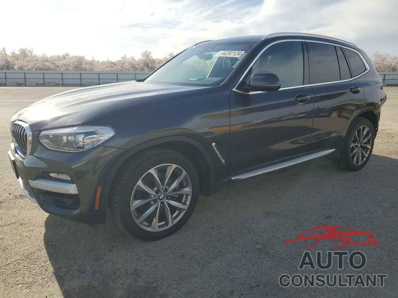 BMW X3 2019 - 5UXTR7C50KLA48619