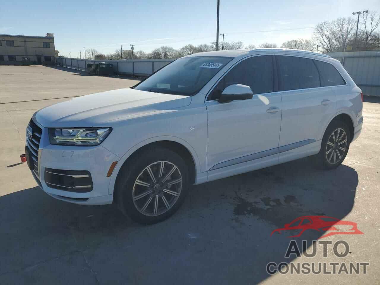 AUDI Q7 2017 - WA1LAAF7XHD025653