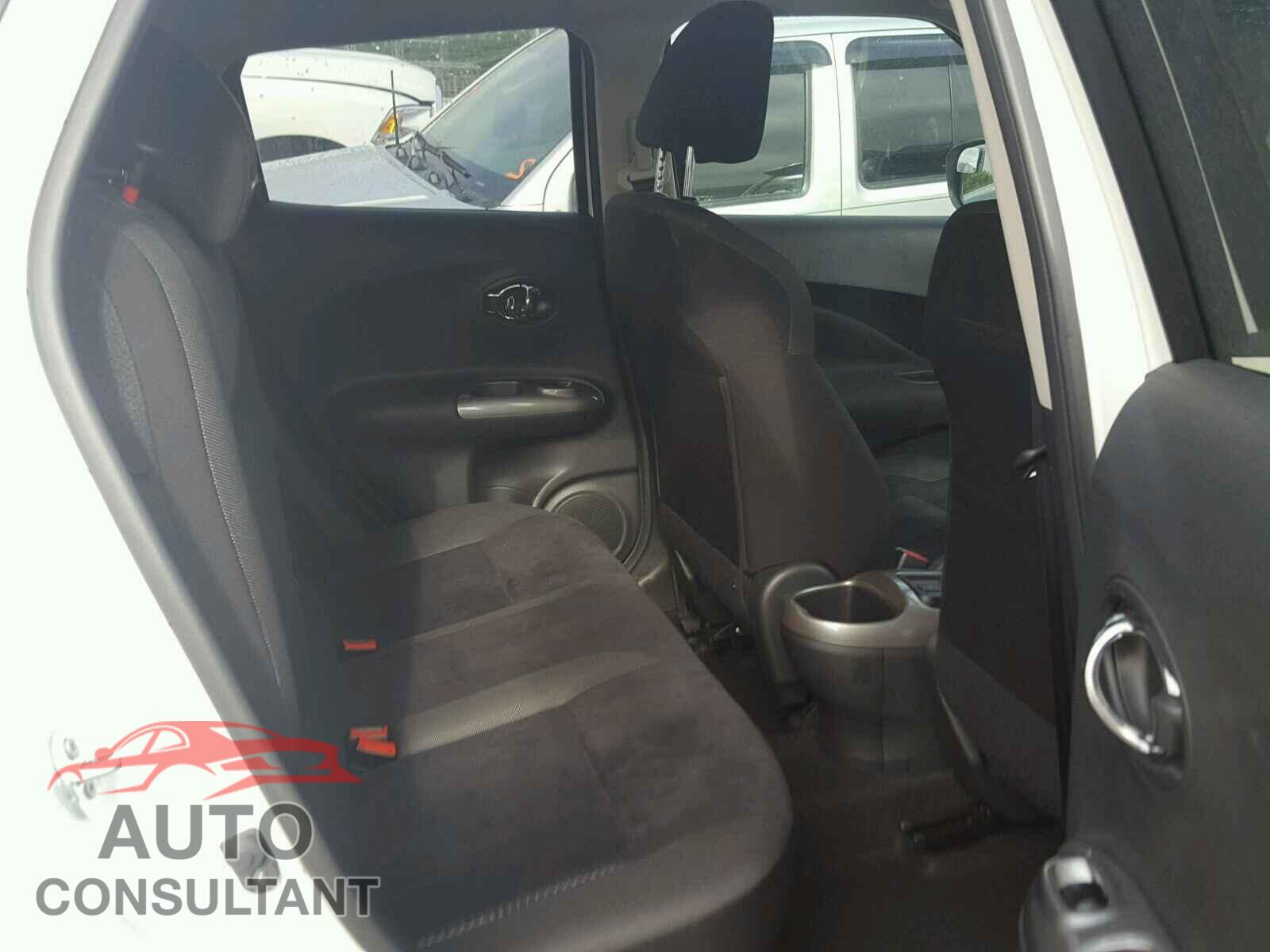 NISSAN JUKE S 2016 - JN8AF5MV0GT654046
