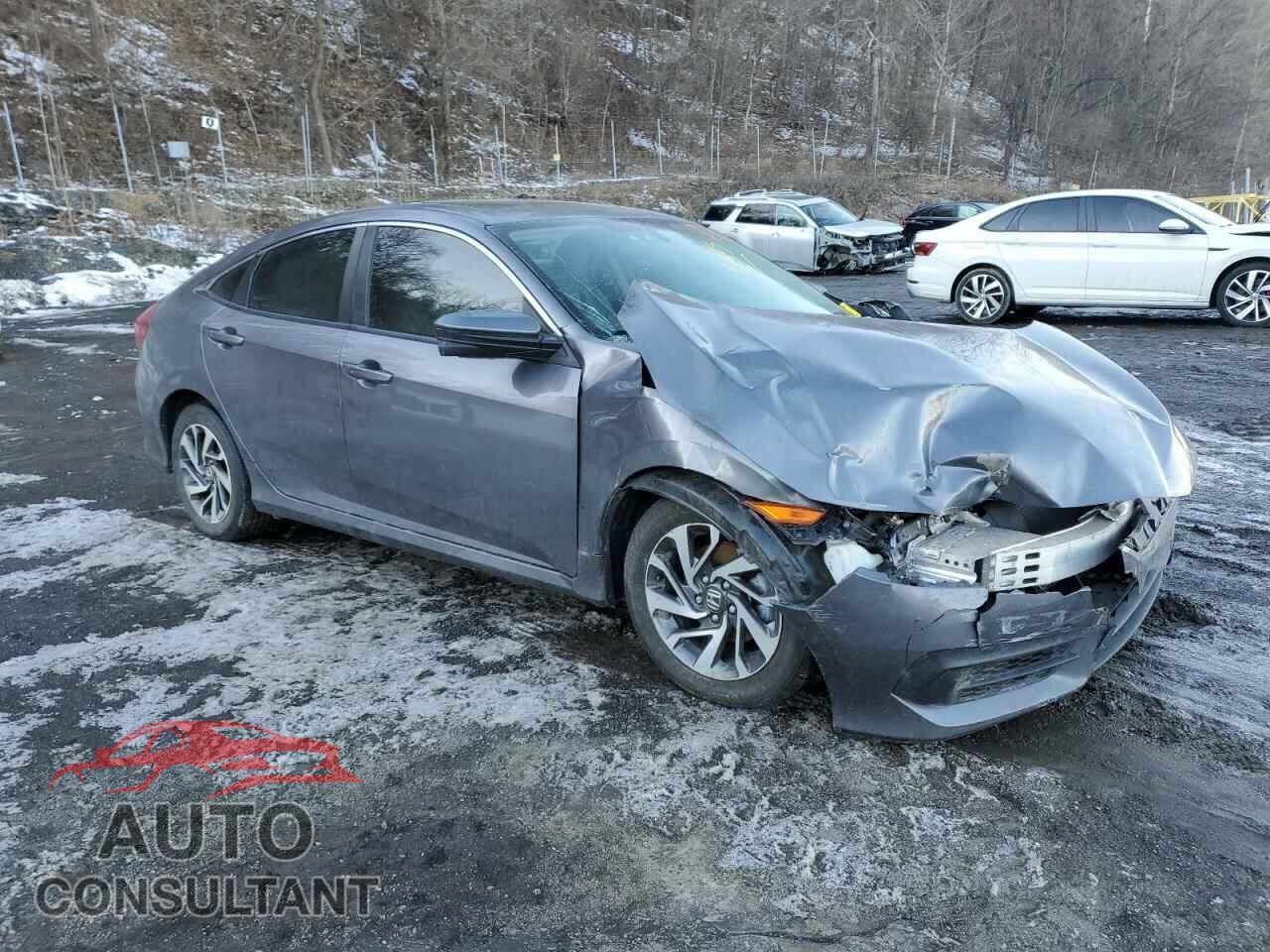HONDA CIVIC 2018 - 2HGFC2F71JH517811