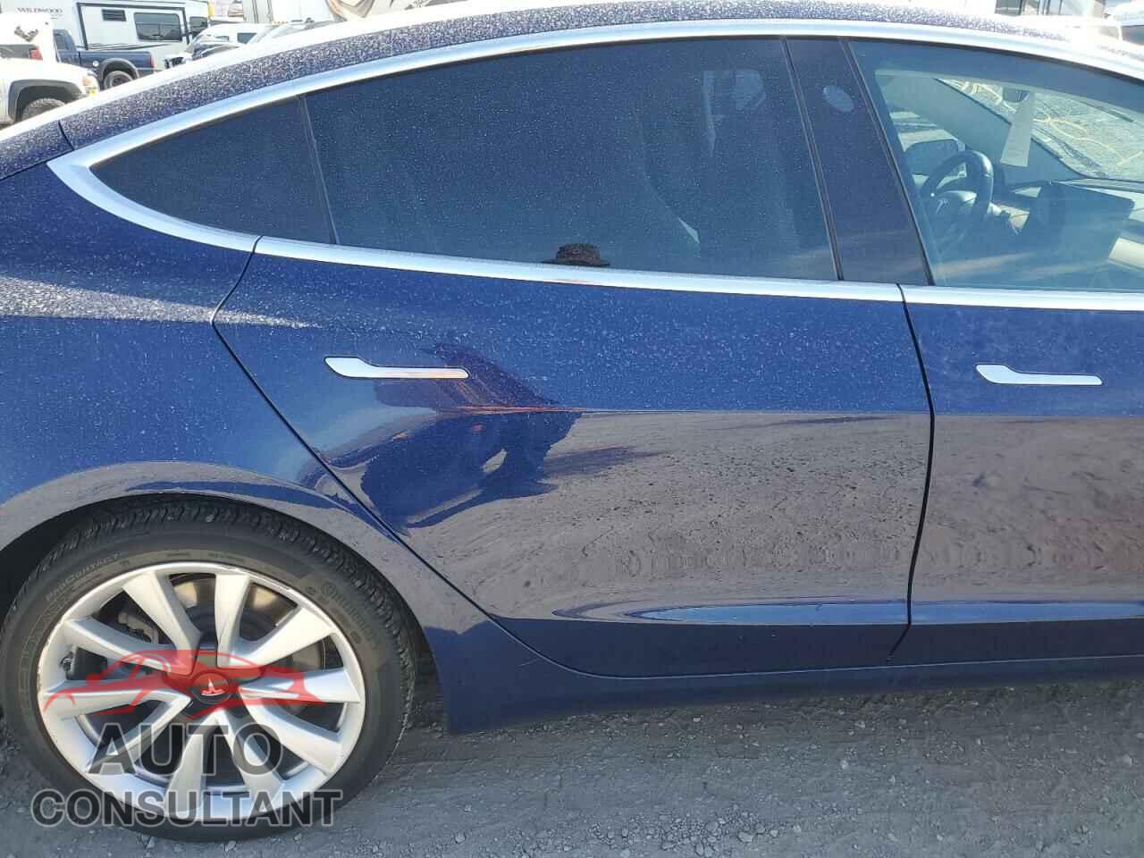 TESLA MODEL 3 2018 - 5YJ3E1EBXJF097774