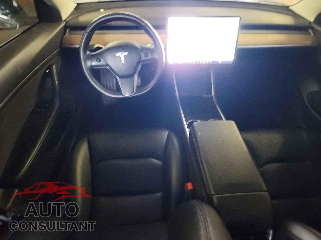 TESLA MODEL 3 2019 - 5YJ3E1EA5KF394668