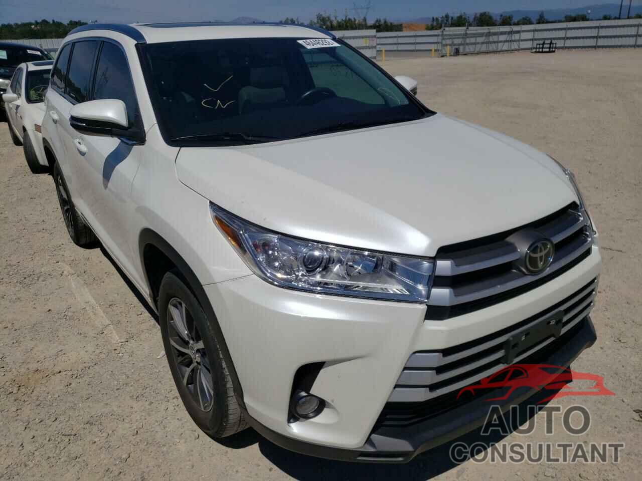 TOYOTA HIGHLANDER 2018 - 5TDKZRFH1JS279960