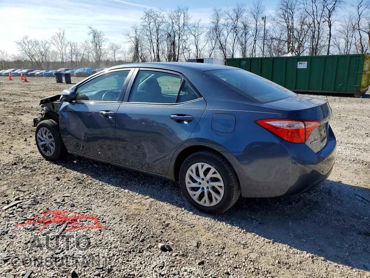 TOYOTA COROLLA 2017 - 2T1BURHE2HC866835
