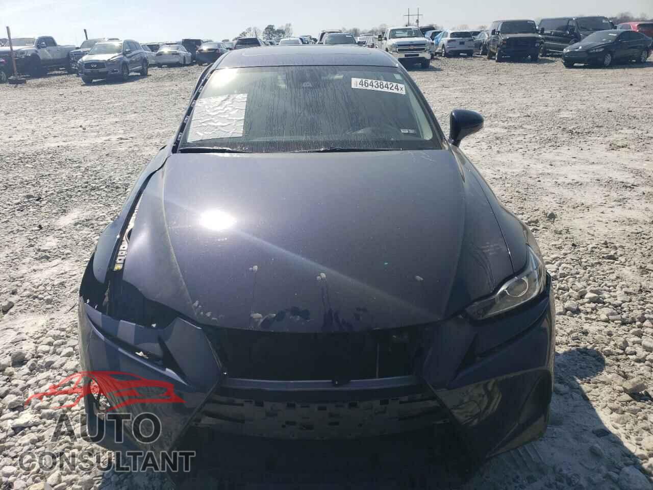 LEXUS IS 2018 - JTHC81D25J5030606