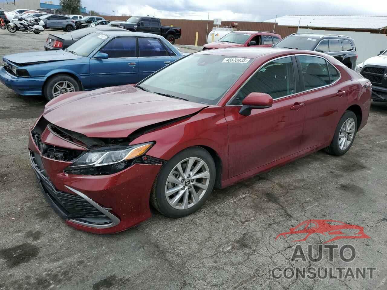 TOYOTA CAMRY 2021 - 4T1C11AK0MU438706