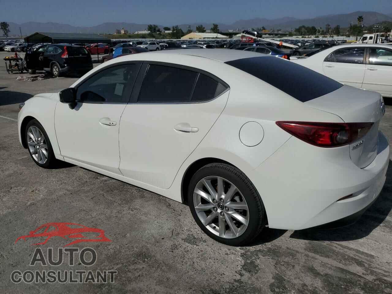 MAZDA 3 2017 - 3MZBN1V75HM115835